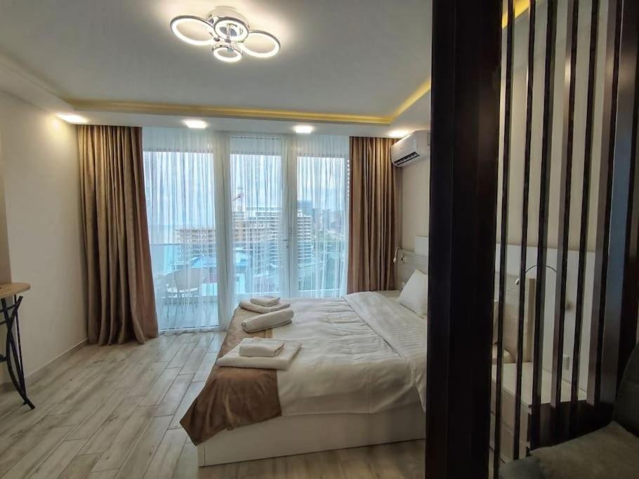 Батуми: Leo Group Apartment 13-270 Sunrise Batumi