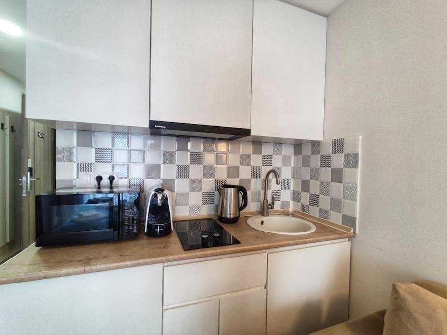Батуми: Leo Group Apartment 11-227A Sunrise Batumi