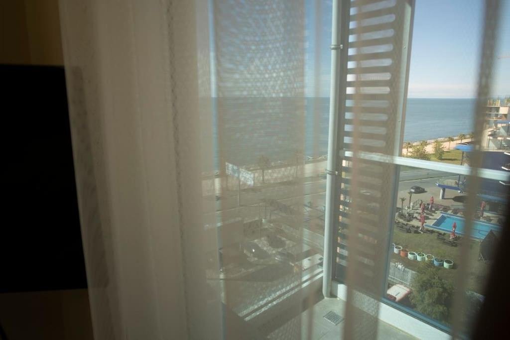 Батуми: Leo Group Apartment 09-177 Sunrise Batumi