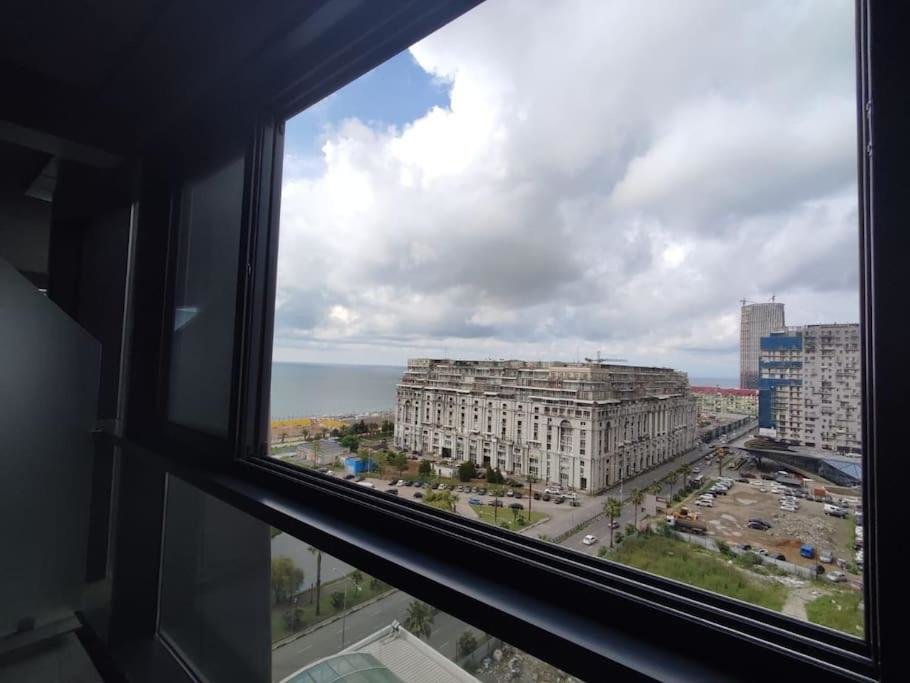 Батуми: Leo Group Luxury Apartment 09-15 Alliance Palace