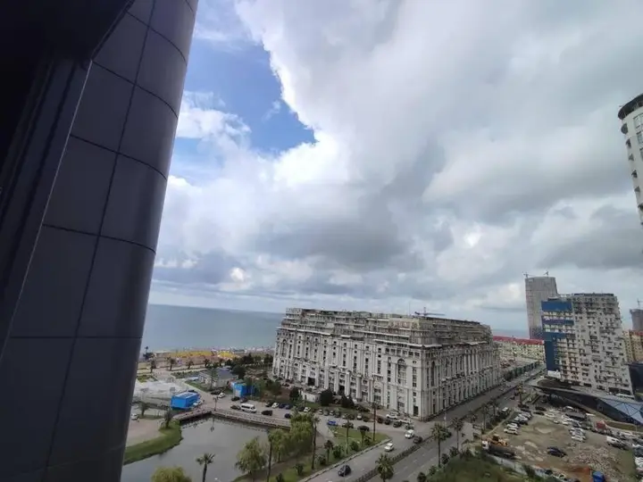 Батуми: Leo Group Luxury Apartment 09-15 Alliance Palace