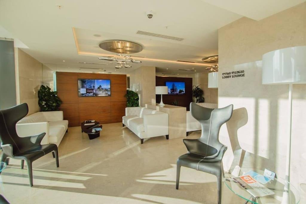 Батуми: Leo Group BEST STUDIO 2317 Alliance Palace