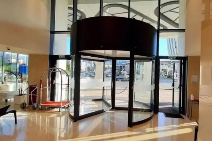 Батуми: Leo Group BEST STUDIO 2317 Alliance Palace
