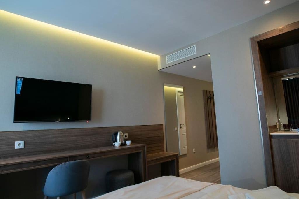 Батуми: Leo Group Luxury Apartment 24-13 Alliance Palace