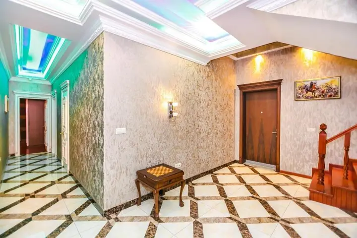 Баку: LUX Apartment near in KFC