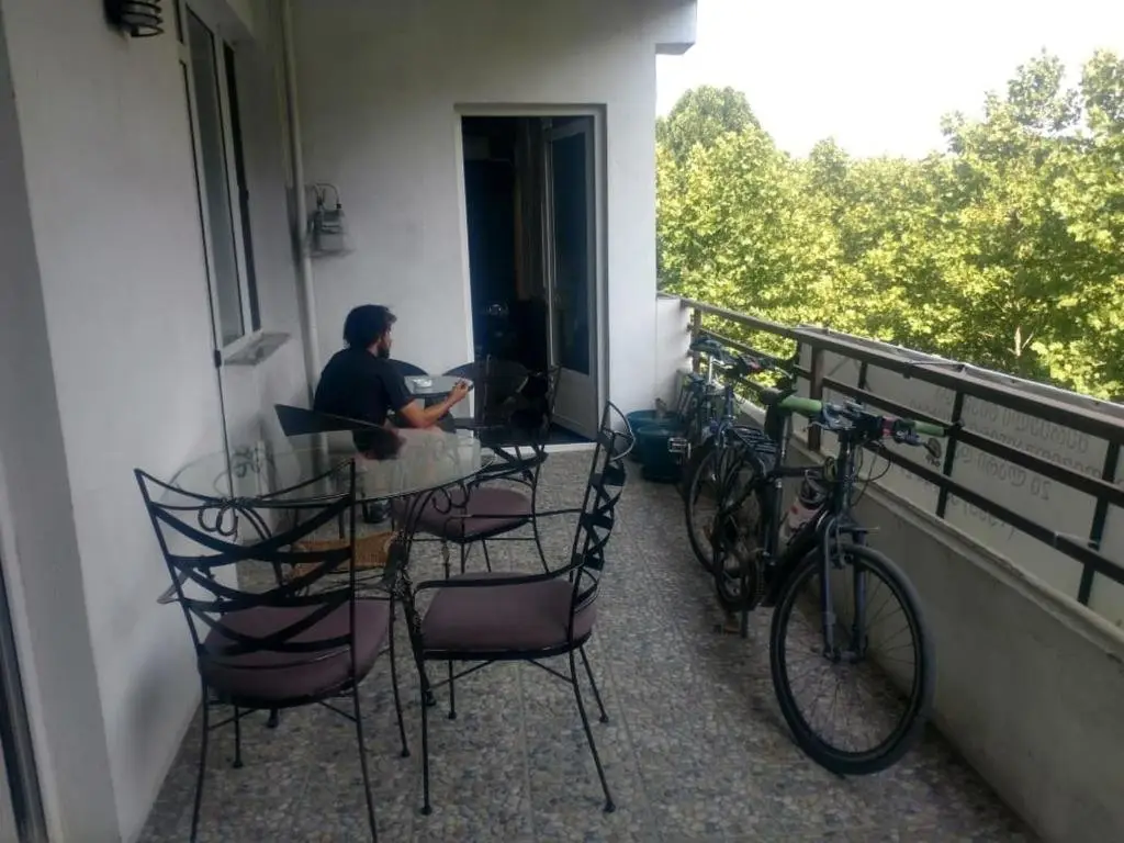 Тбилиси: Budget Hostel Lucky Five