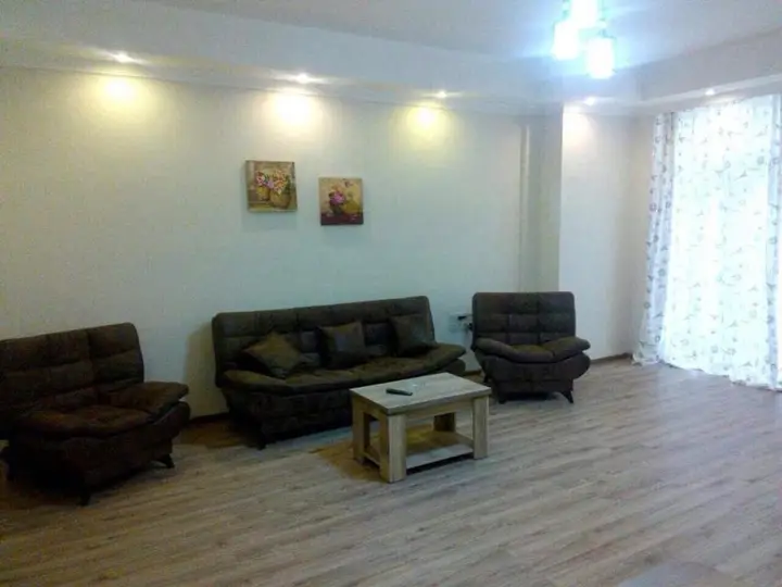 Батуми: Giorgi Mazniashvili Street Apartment