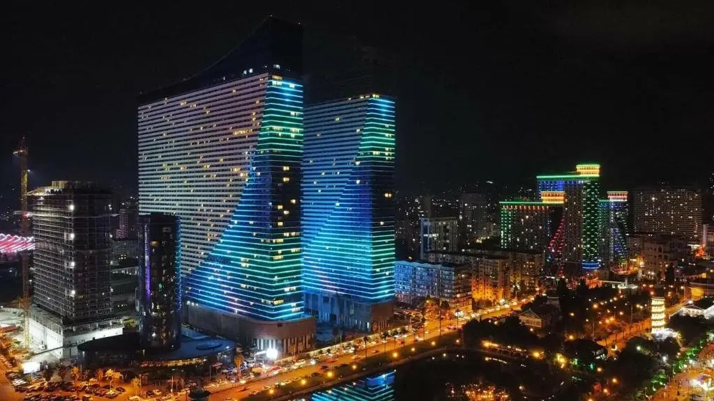 Батуми: Apartment Orbi City on the Black Sea Batumi