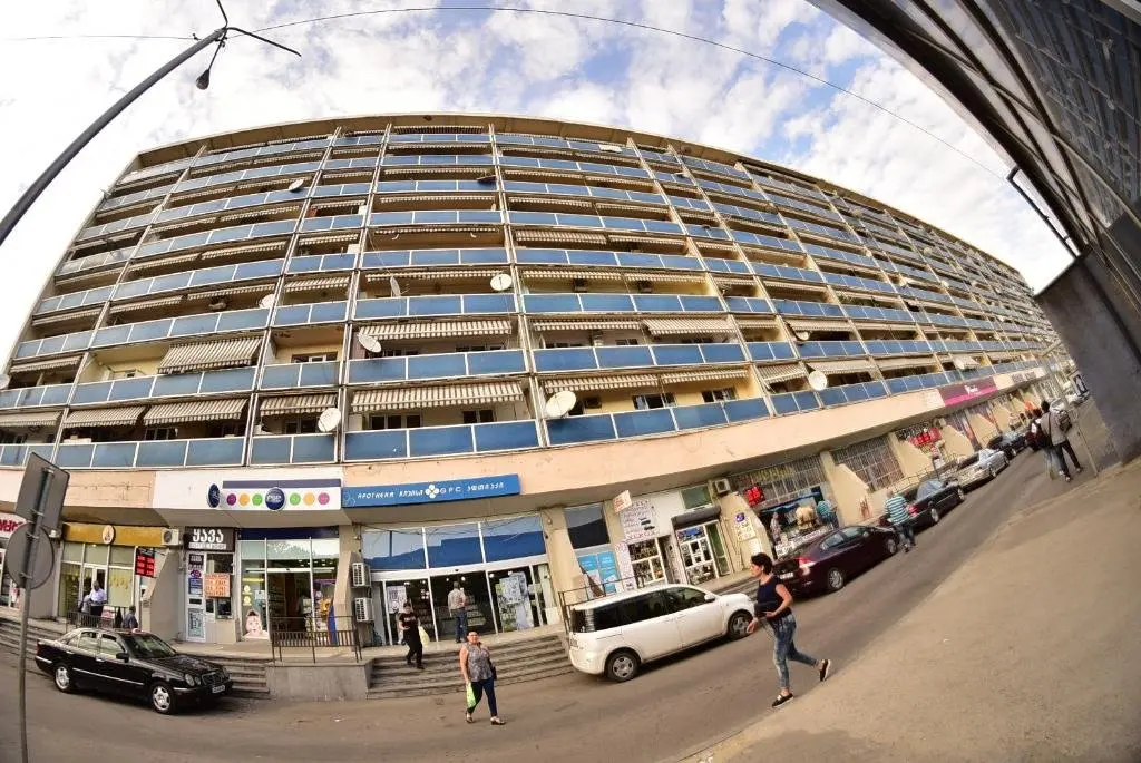 Тбилиси: Avlabari Metro Apartments