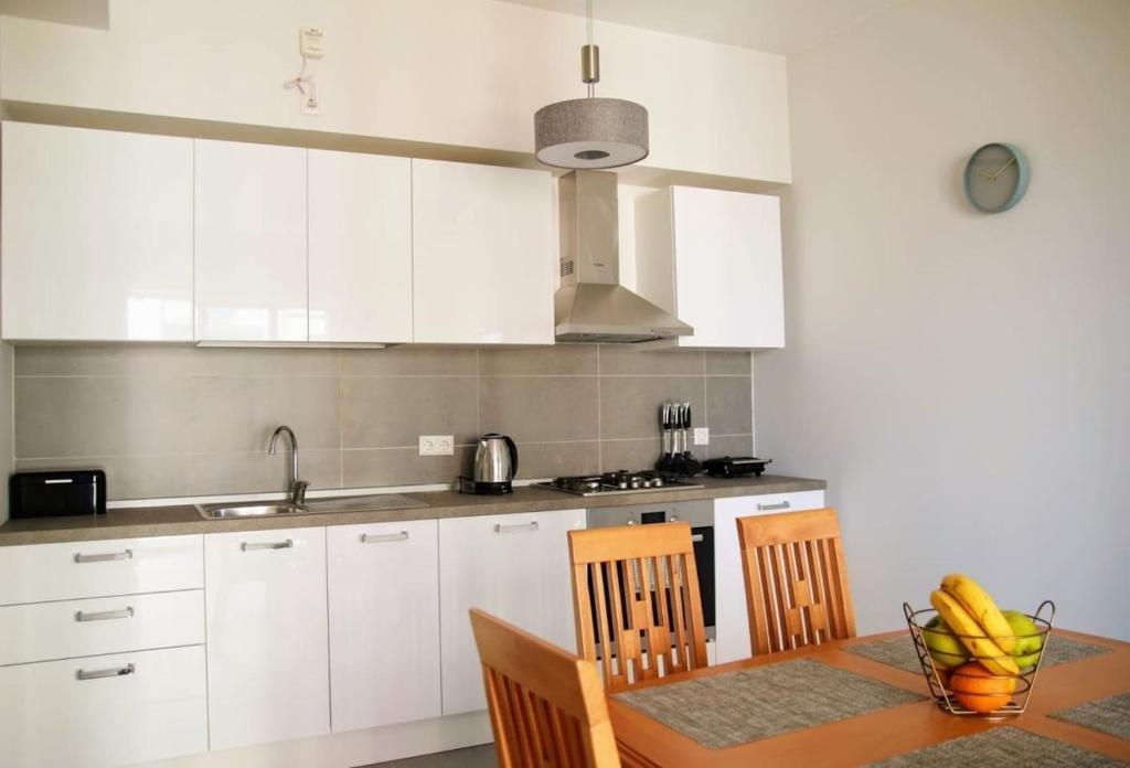 Тбилиси: Awesome Apartment In Luxury Complex On Kazbegi Ave