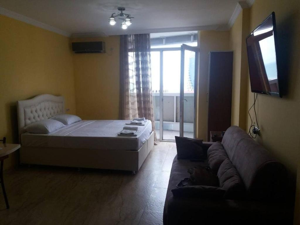Батуми: Kobaladze's Apartment