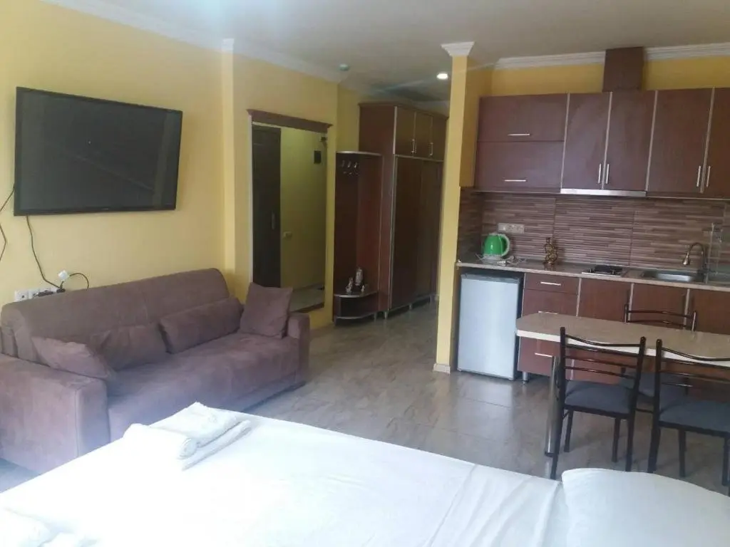 Батуми: Kobaladze's Apartment