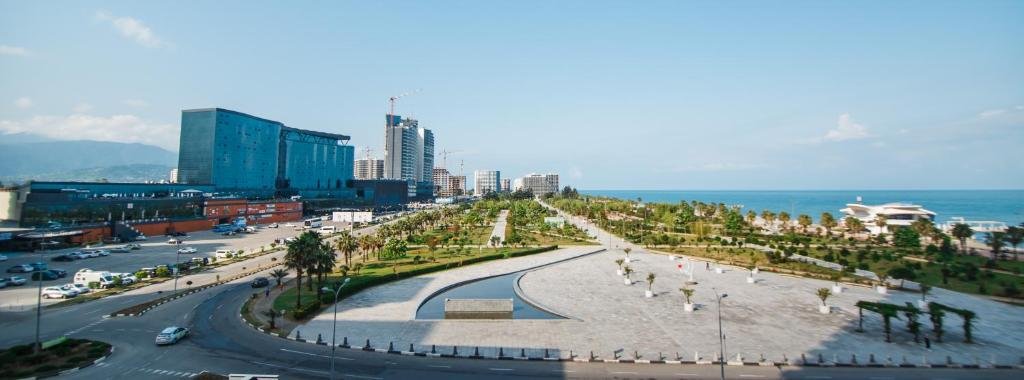 Батуми: Hotel In Batumi Orbi City