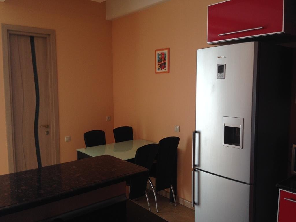 Тбилиси: Avenue Apartment