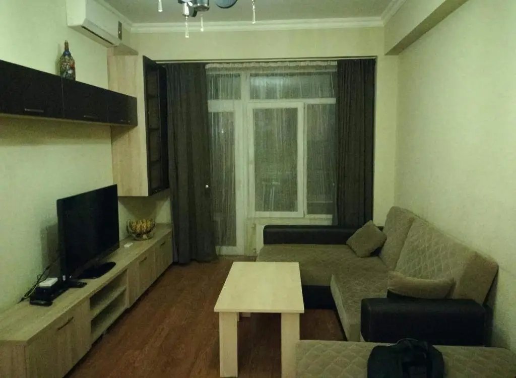 Тбилиси: Ninuli's Apartment On Kazbegi Avenue