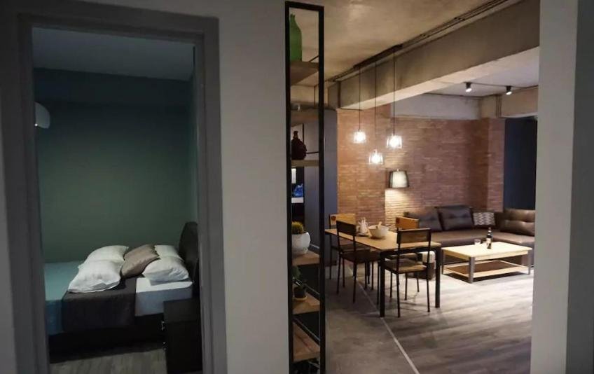 Тбилиси: Tbilisi Apartments Pekini