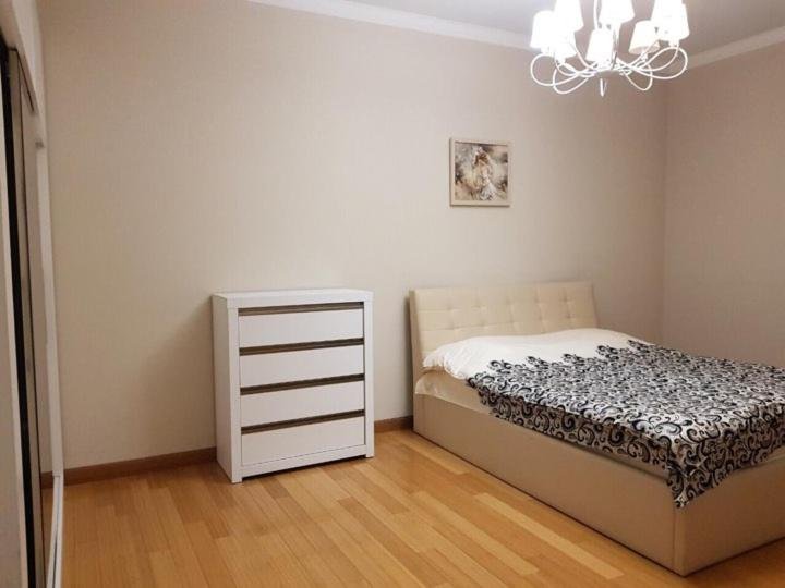 Тбилиси: Apartment Chavchavadze