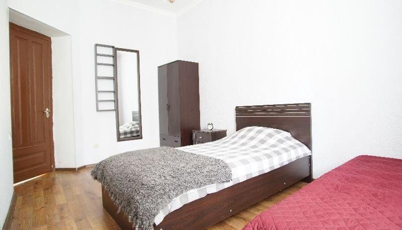 Тбилиси: Tbilisi city center apartment