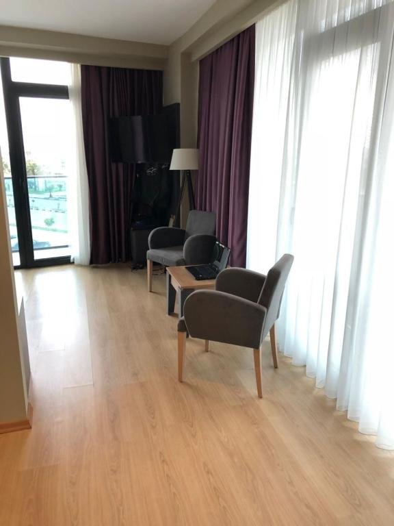 Батуми: Khimshiashvili street apartment