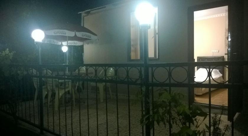 Батуми: Guest house Kontcelidze
