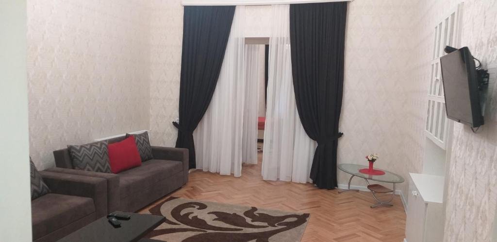 Тбилиси: Central apartment at liberty square