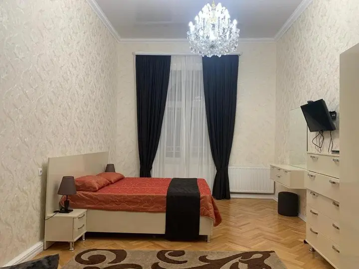 Тбилиси: Central apartment at liberty square