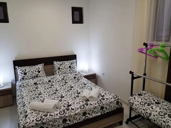 Тбилиси: Huge Apartment in the City Center