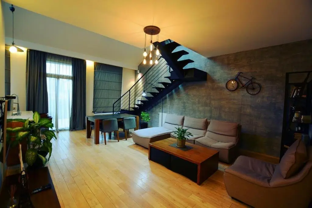 Тбилиси: Nino's Apartment on Leselidze