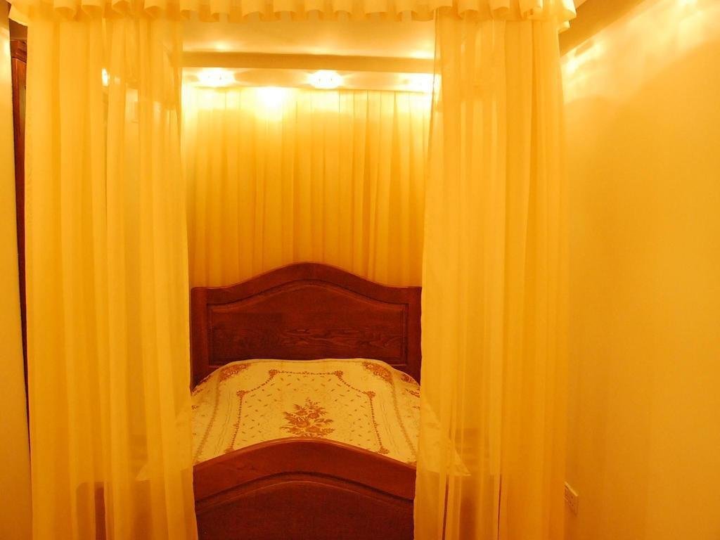 Тбилиси: Dreamlike World Apartments on Rustaveli
