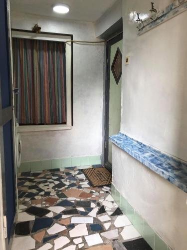 Тбилиси: Mediko's old tbilisi apartment
