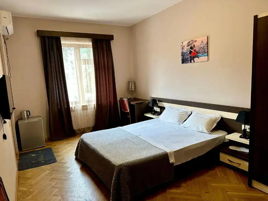 Тбилиси: Agat Hotel
