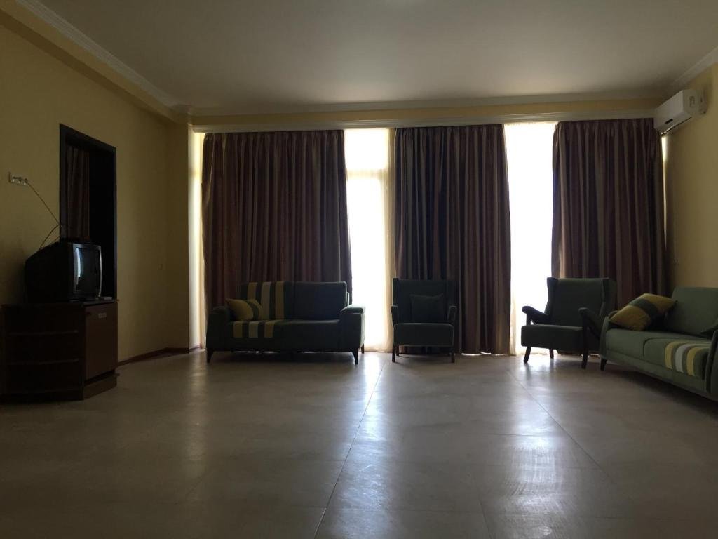Батуми: Lux Apartment in Gonio