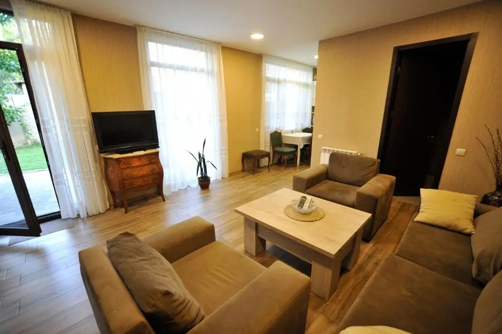 Тбилиси: Old Tbilisi Garden Apartment