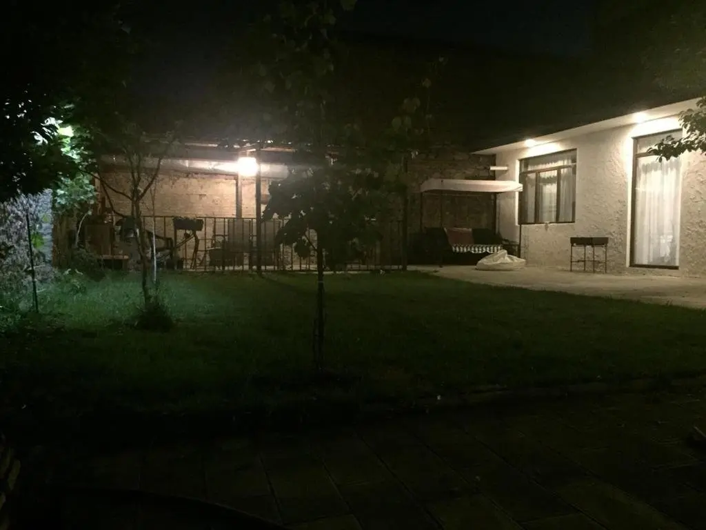 Тбилиси: Old Tbilisi Garden Apartment