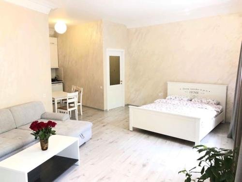 Тбилиси: New Apartment near City Center