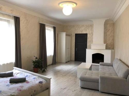 Тбилиси: New Apartment near City Center