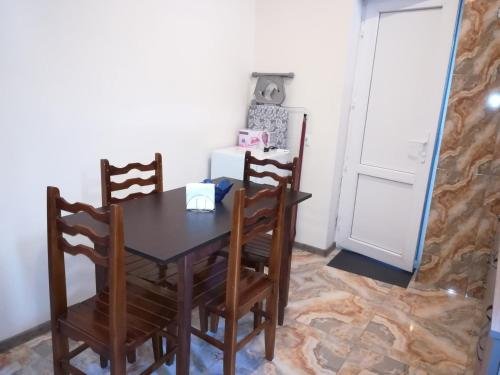 Тбилиси: Nanita Guest House