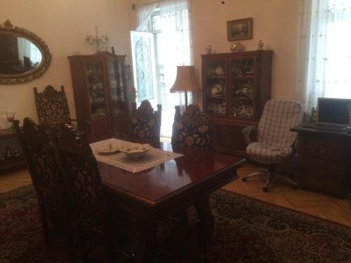 Тбилиси: Galaxy Guest House