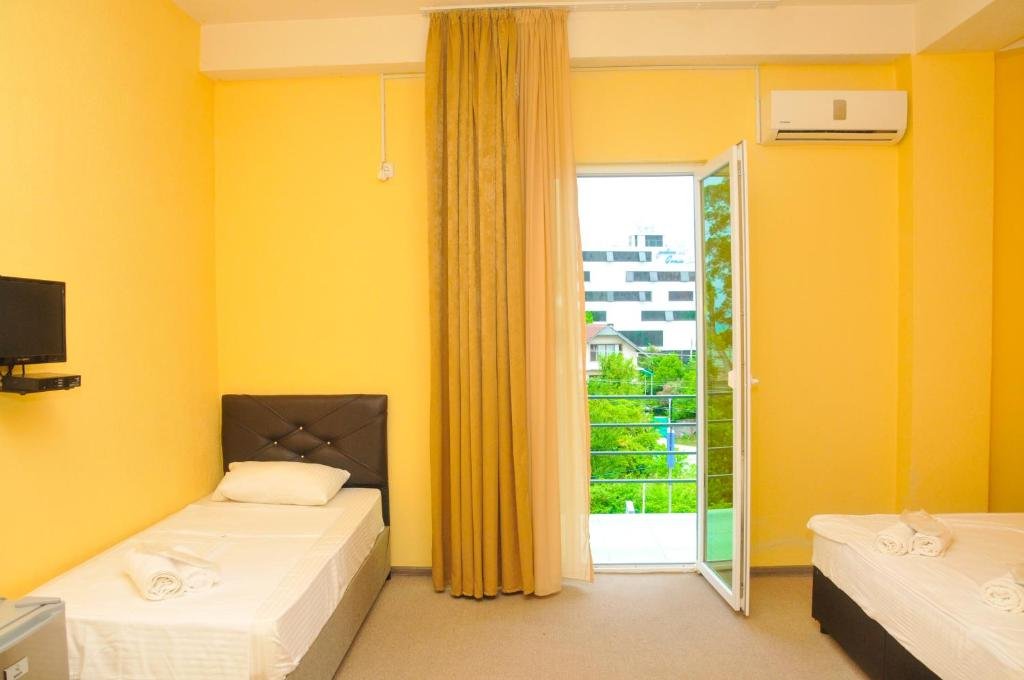 Батуми: Hotel Daelan