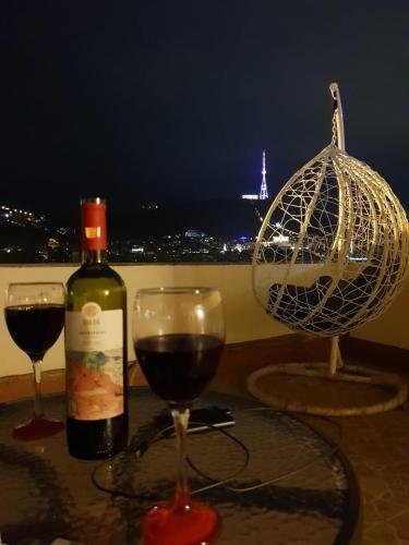 Тбилиси: PANORAMA on wine rize
