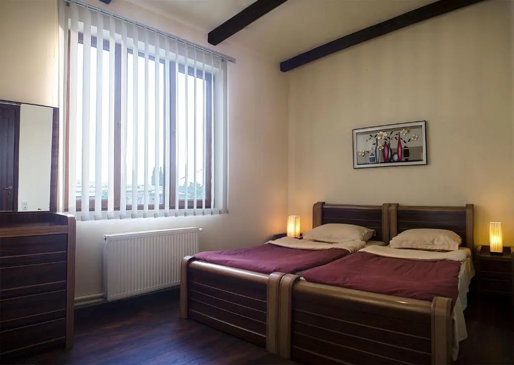 Тбилиси: Picturesque Four Bedroom Four Bathrom Penthouse Apartment