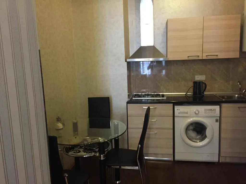 Тбилиси: Daily apartment near rooms Tbilisi