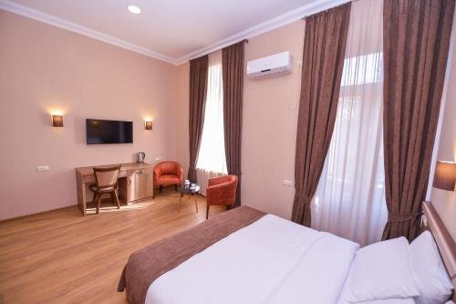 Тбилиси: Apartment Giardino di Rose