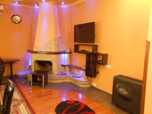 Батуми: Room in the House Nanako