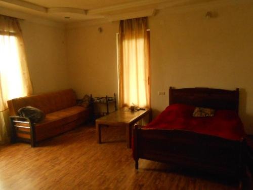Батуми: Room in the House Nanako