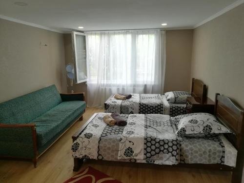 Тбилиси: Tbilisi guesthouse Nini