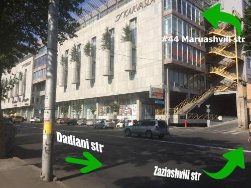 Тбилиси: Tbilisi guesthouse Nini