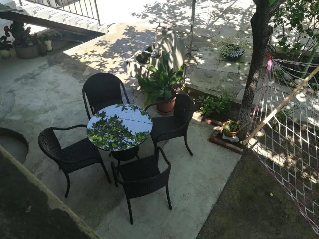 Тбилиси: Tbilisi guesthouse Nini