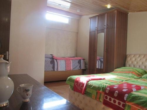 Тбилиси: Sunny and Cozy room in Tbilisi