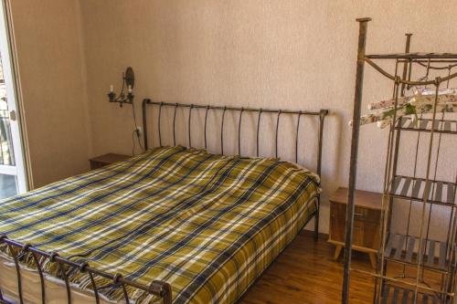 Тбилиси: Gregory's Home in Old Tbilisi